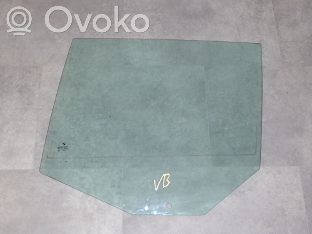 Vidrio lateral trasero   51357044191,51357044191