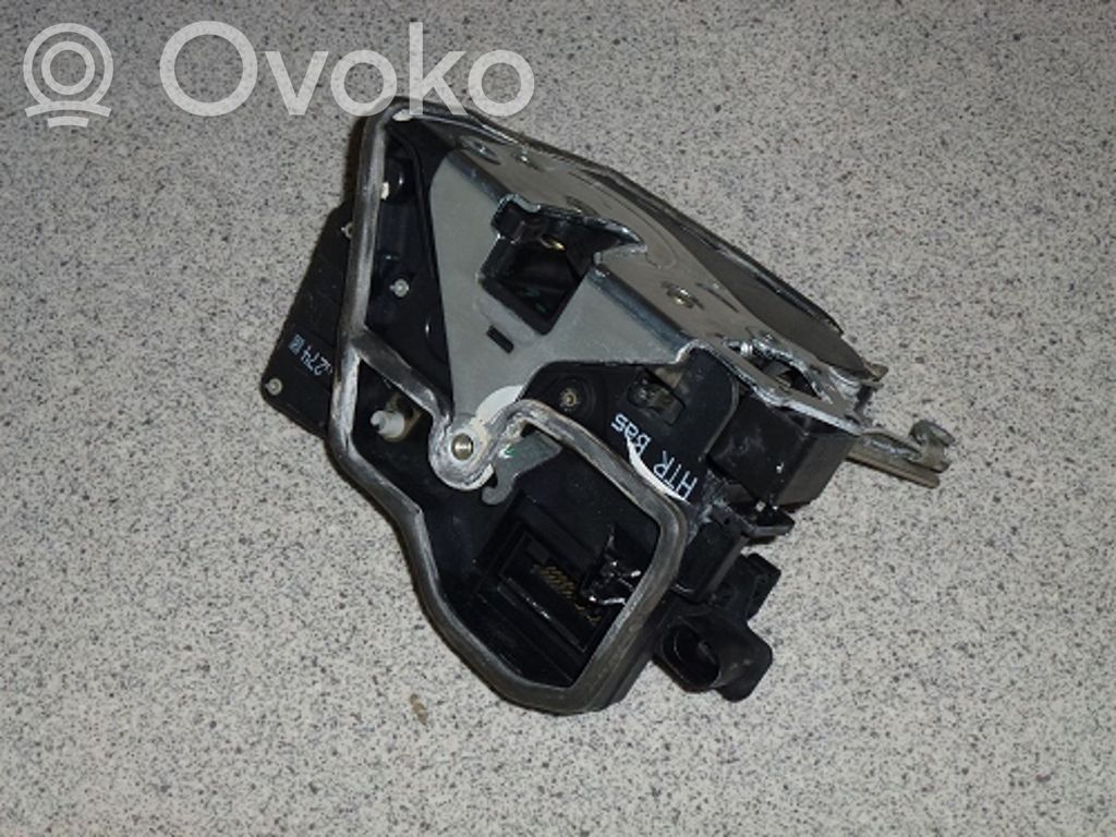 BMW 7 E65 E66 Galinės spynos varikliukas 
