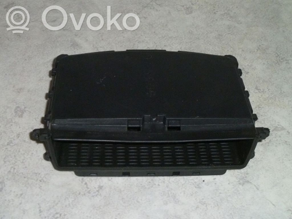 BMW 5 E60 E61 Stalčiukas 