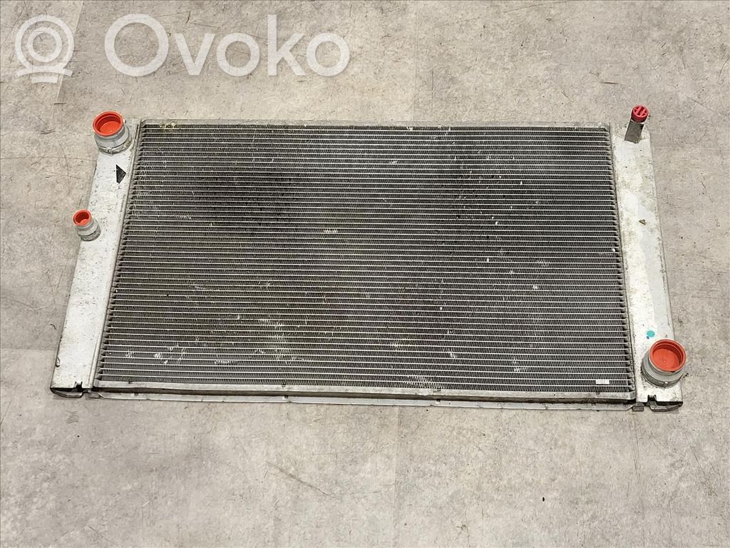BMW 5 E60 E61 Radiatore di raffreddamento
