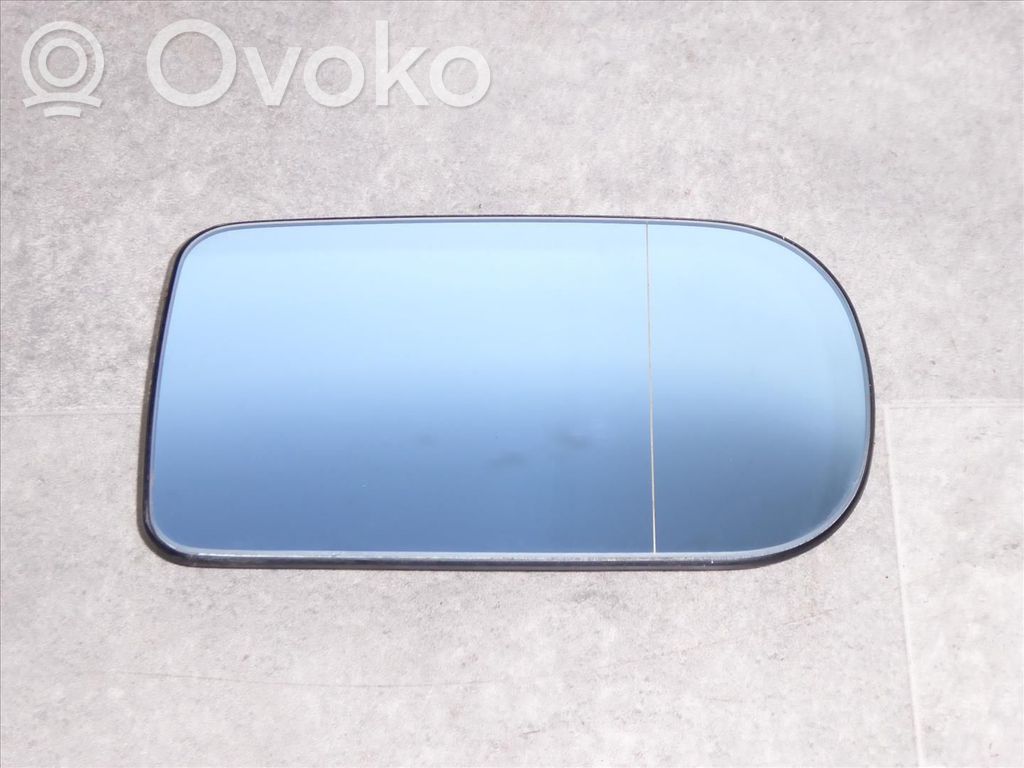BMW 7 E38 Spoguļa stikls 