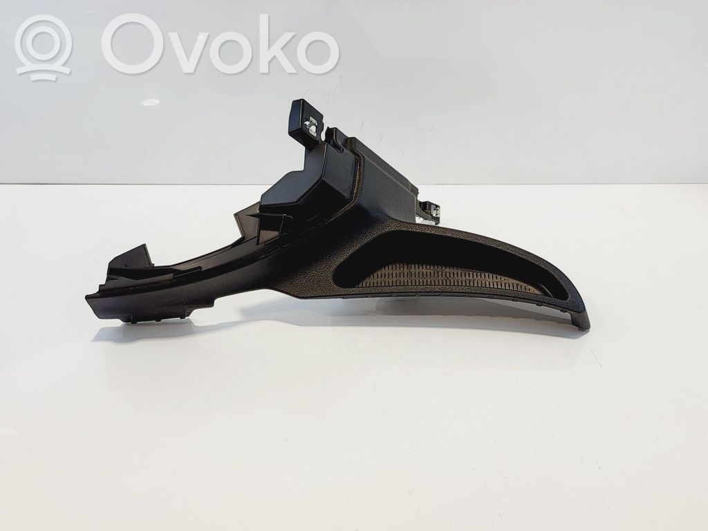 Osłona środkowa słupka / C   51439136027,51439136027