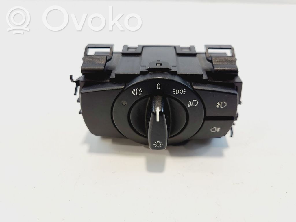 Light switch   61316932796,61316932796