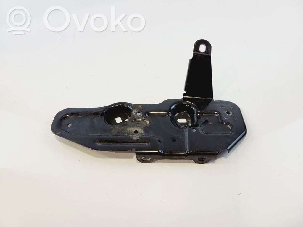 BMW 3 F30 F35 F31 Polttoainesäiliön kannake 