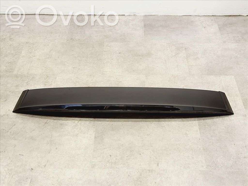 BMW 5 F10 F11 Takaluukun/tavaratilan spoileri 