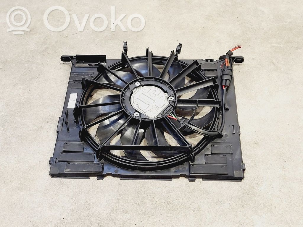 BMW 5 G30 G31 G38 Convogliatore ventilatore raffreddamento del radiatore