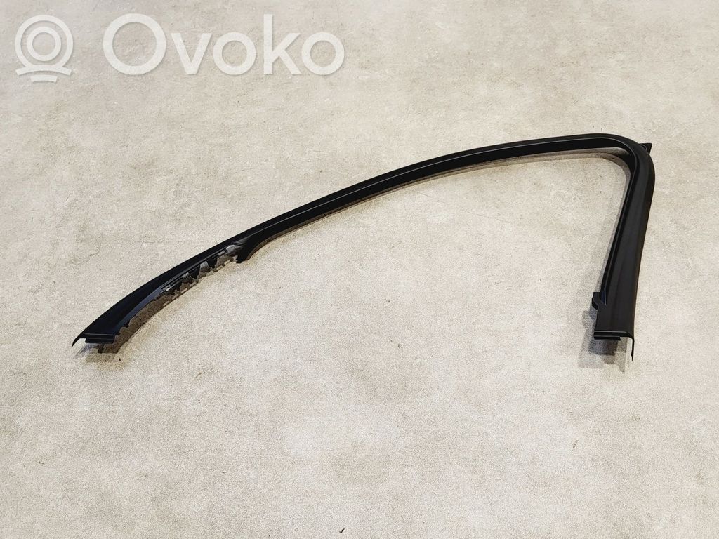 BMW 7 G11 G12 Ramka szyby drzwi przednich 