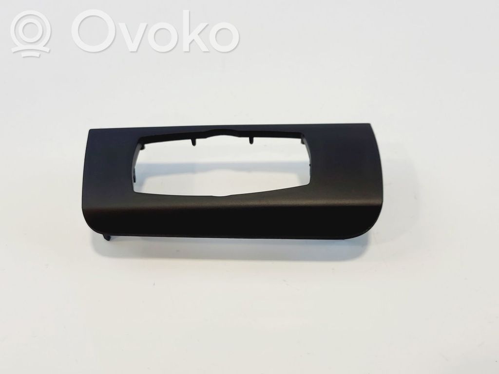BMW X6 E71 Panelės apdaila 
