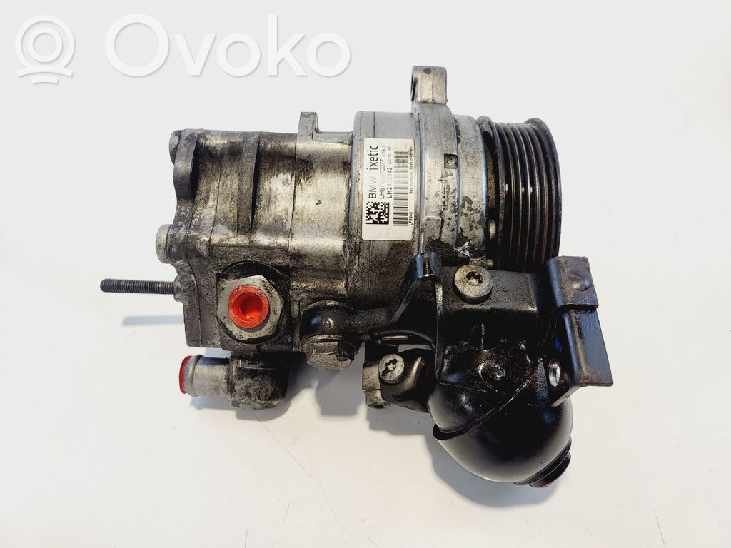 BMW 7 E65 E66 Vairo stiprintuvo siurblys 