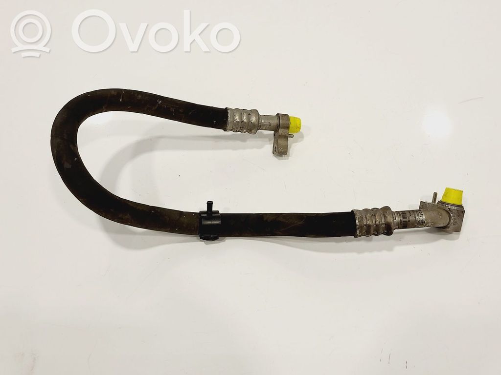 BMW 3 F30 F35 F31 Conductă/furtun aer condiționat (A/C) 