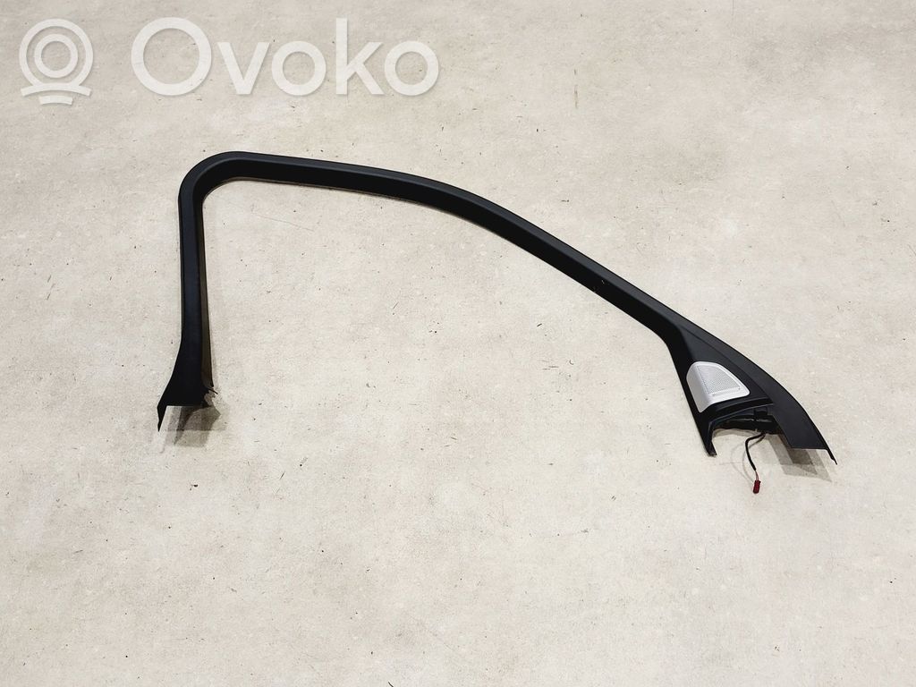 BMW X5 F15 Ramka szyby drzwi przednich