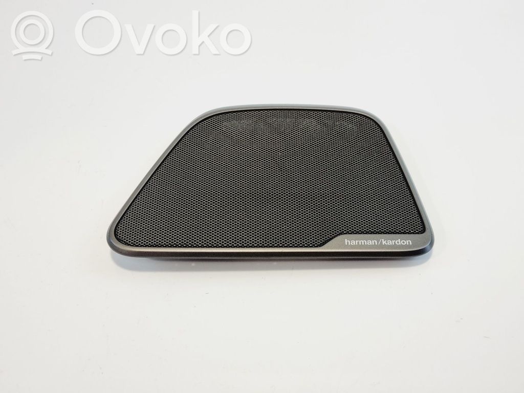 BMW 5 G30 G31 G38 Maskownica głośnika drzwi przednich 
