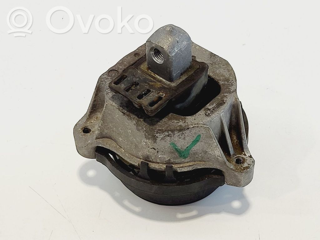 BMW 5 G30 G31 G38 Engine mount bracket 