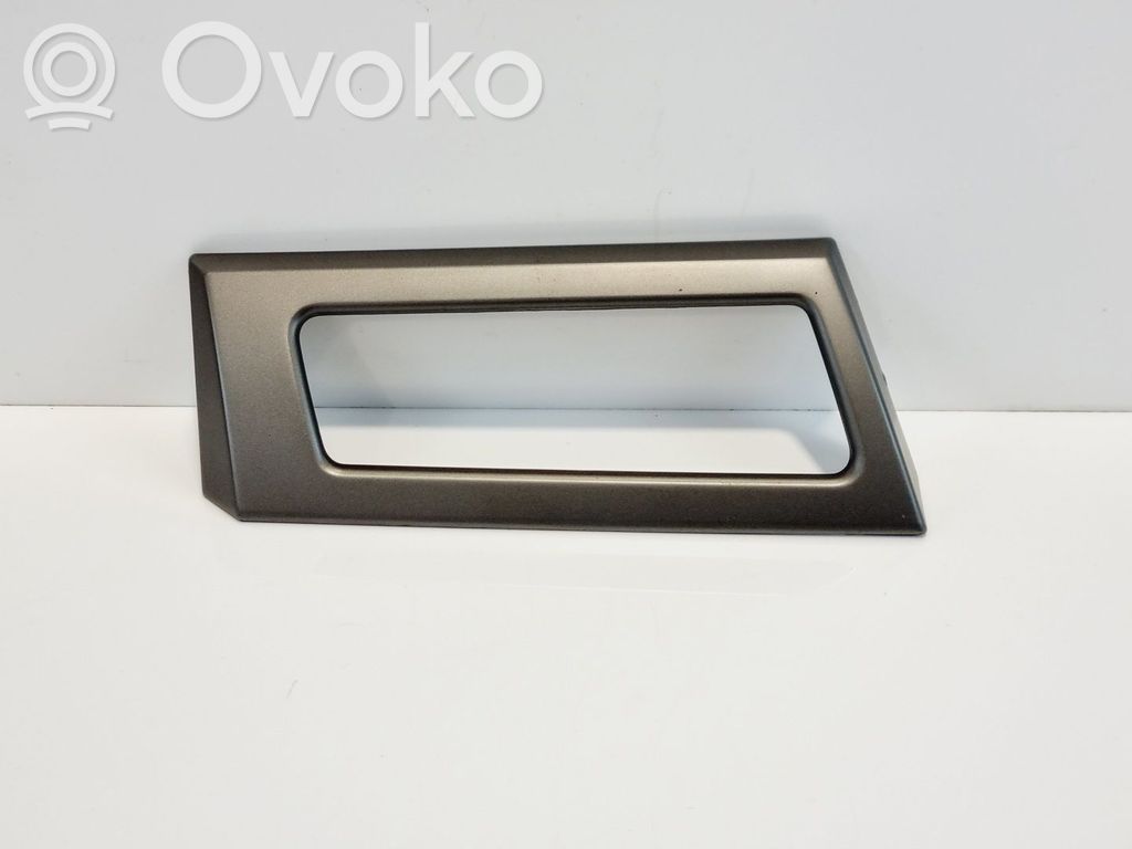 BMW 5 E60 E61 Panelės apdailos skydas (šoninis) 