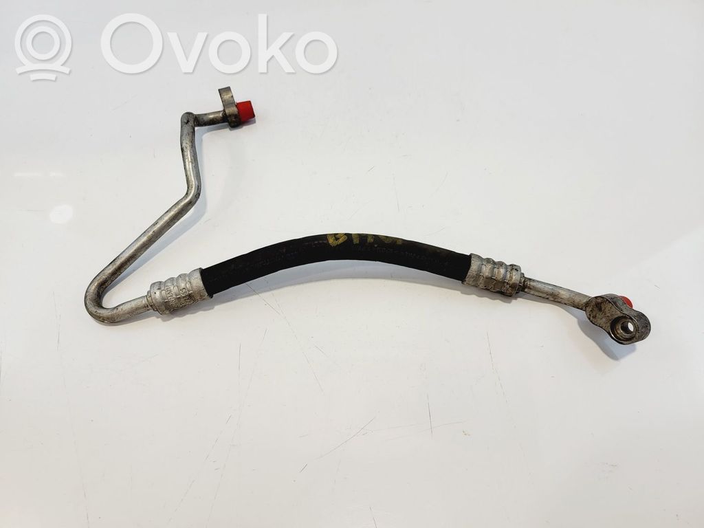 BMW 5 E60 E61 Ilmastointilaitteen putki (A/C) 