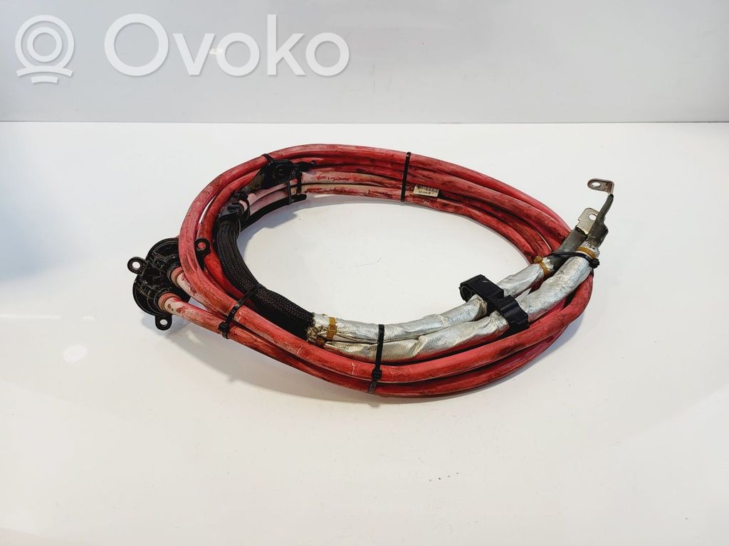 Cable positivo (batería)   61128736073,61128736073