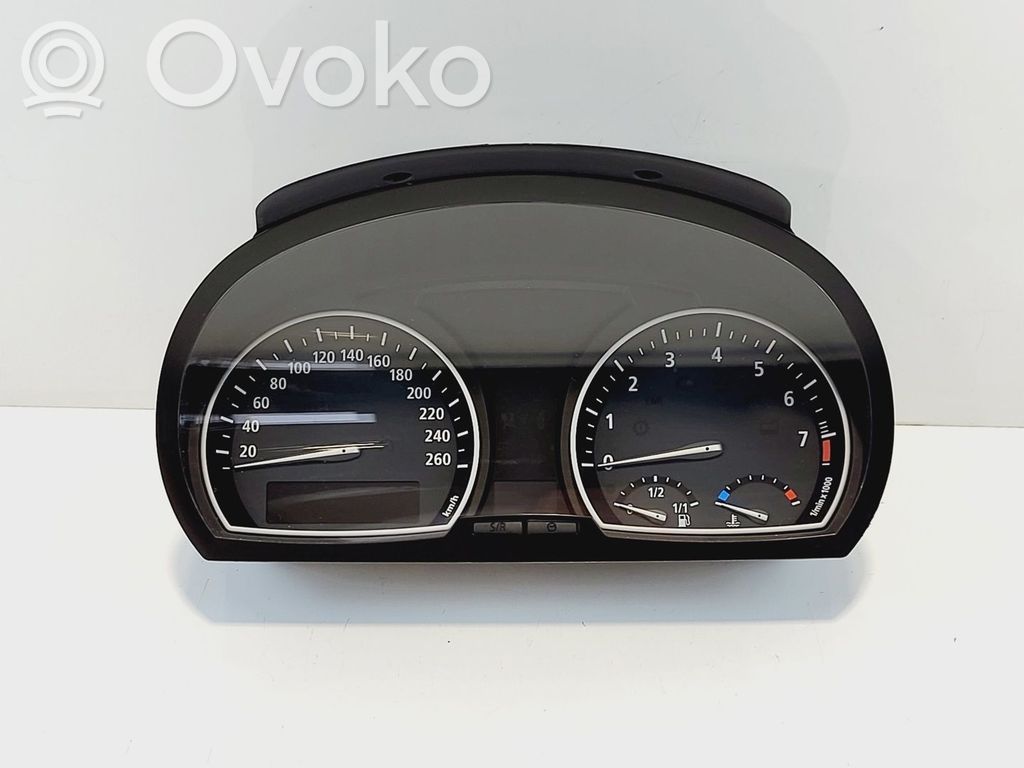 BMW X3 E83 Tachometr 