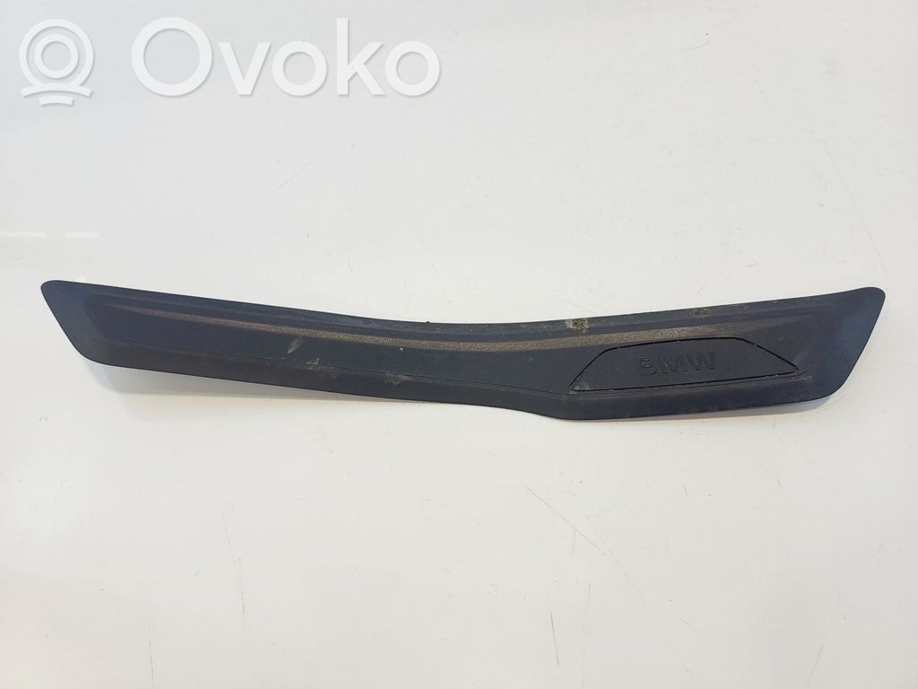 BMW 3 F30 F35 F31 Moldura protectora del borde trasero