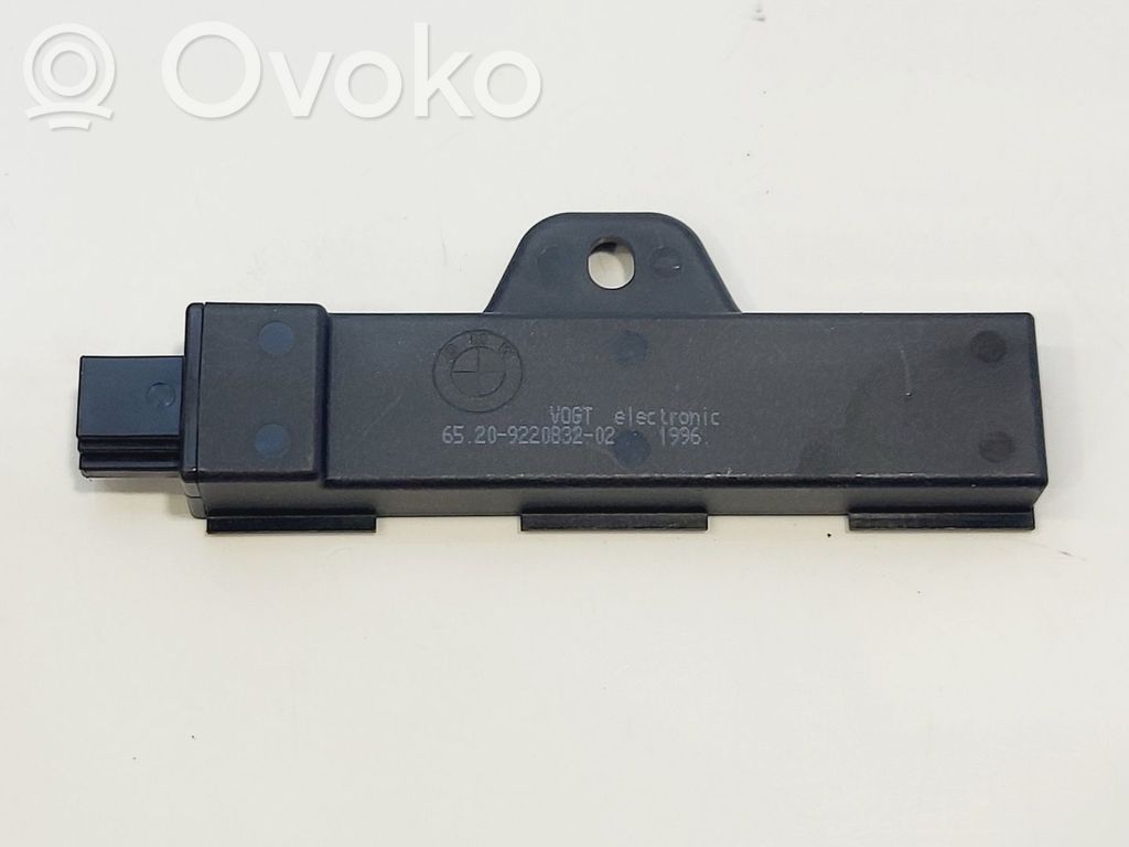 BMW 2 F45 Antenna comfort per interno