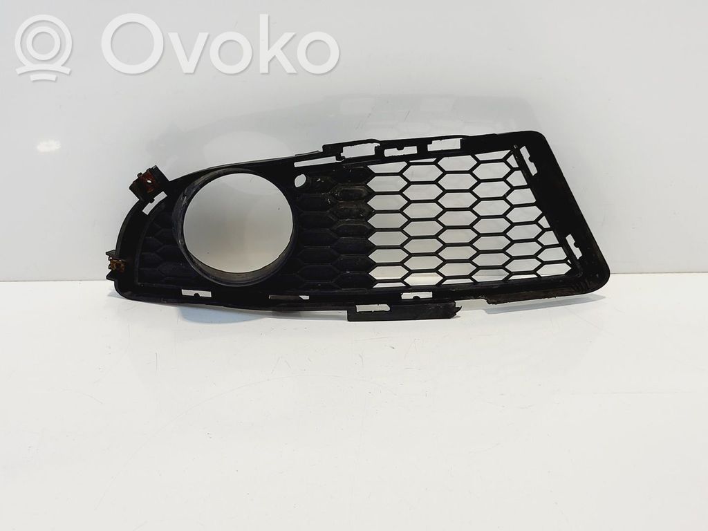 BMW 3 E90 E91 Grill / Wlot powietrza błotnika przedniego 