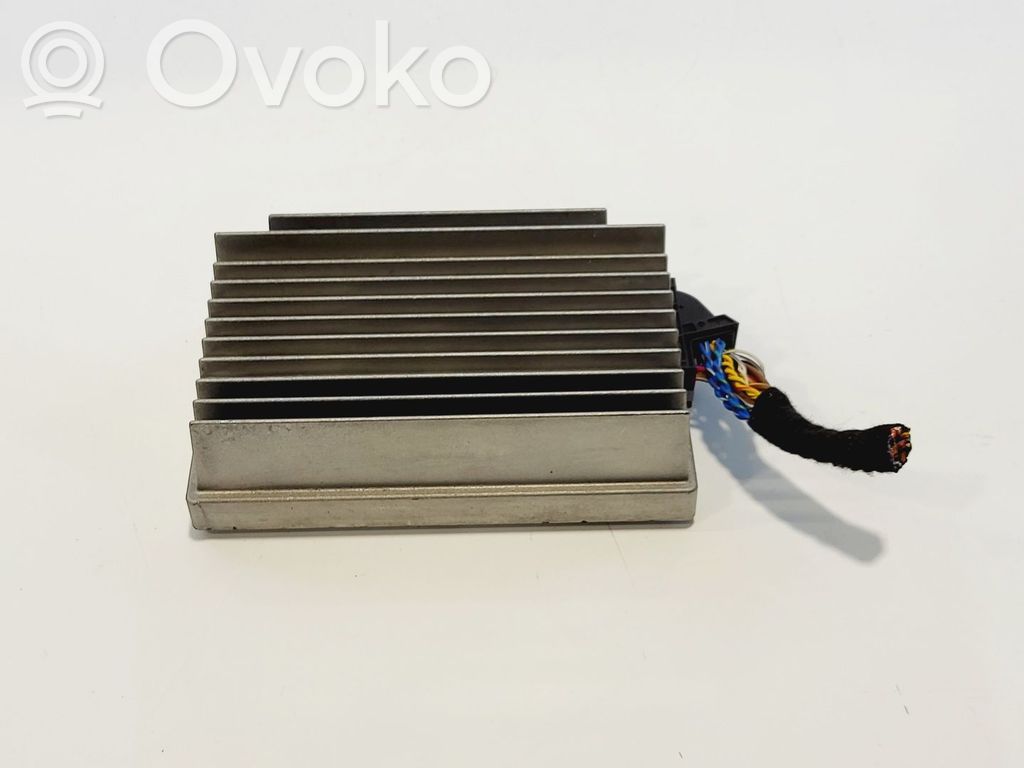 BMW 3 E90 E91 Garso stiprintuvas 