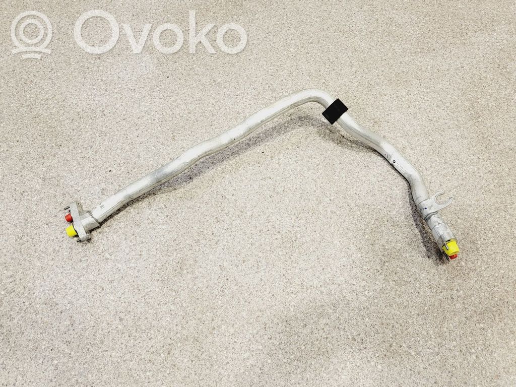 BMW iX2 (U10) Wąż / Przewód klimatyzacji A/C 