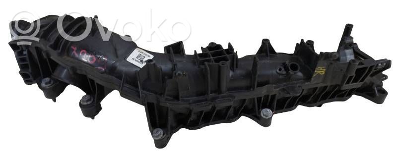 BMW 1 F40 Kolektor ssący 