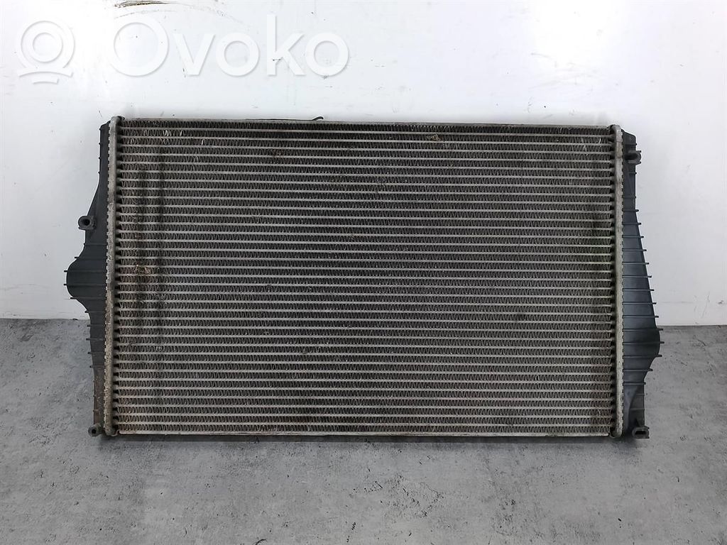 Volvo XC90 Aušinimo skysčio radiatorius 