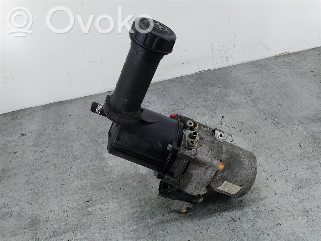 Citroen C4 I Ohjaustehostimen pumppu 