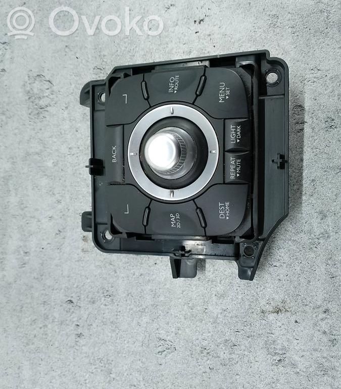 Renault Megane III Unidad central de control multimedia 