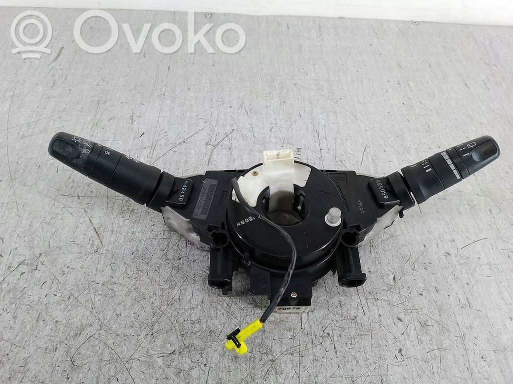 Nissan Note (E11) Wiper turn signal indicator stalk/switch 