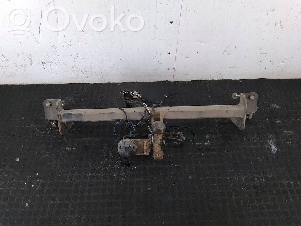 Opel Zafira B Hak holowniczy 