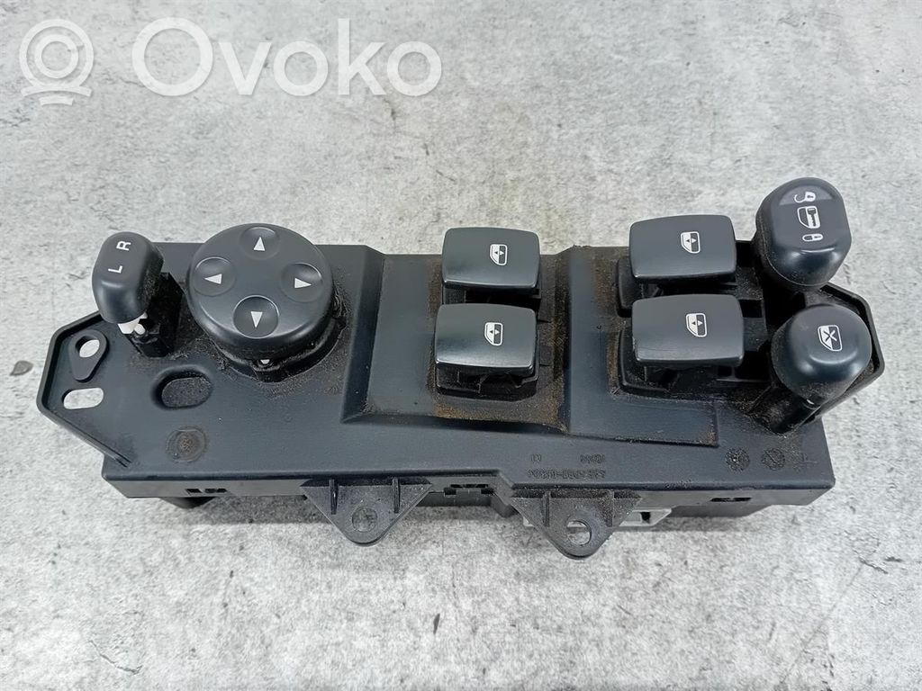 Chrysler Pacifica Quarter vent window switch 