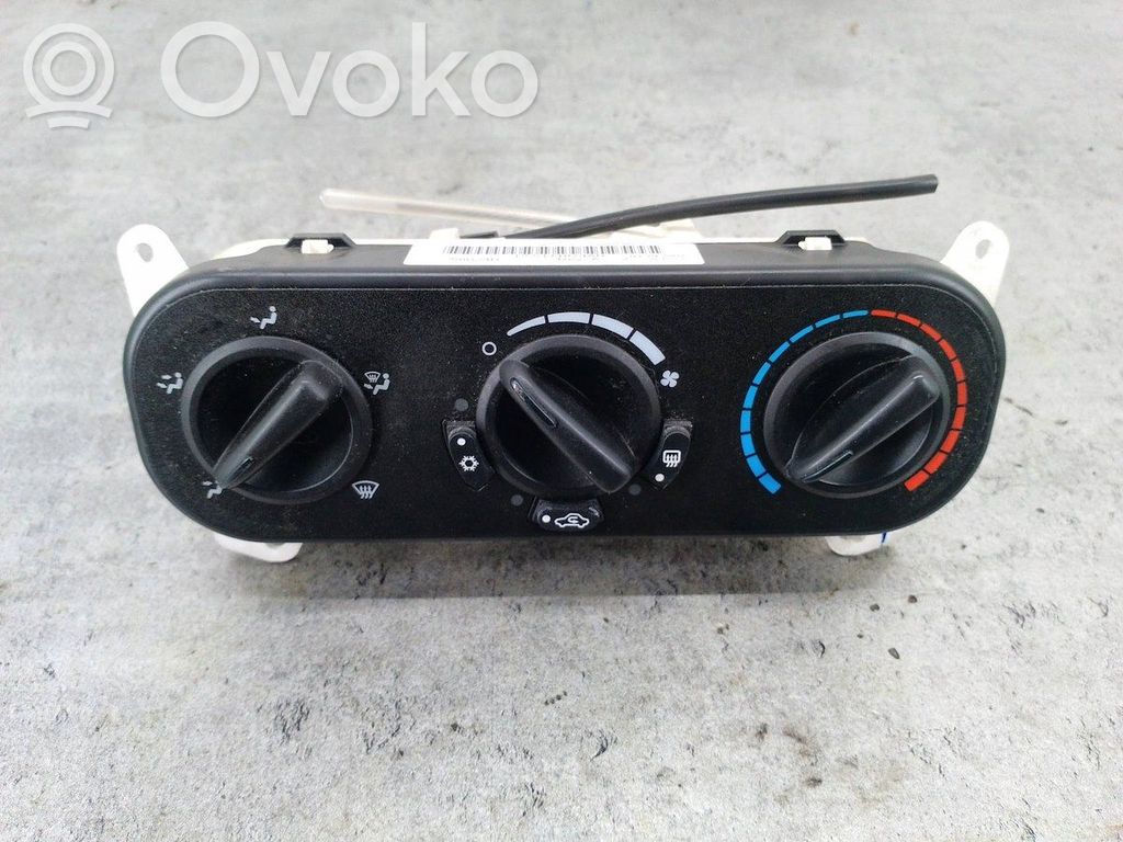 Jeep Patriot Climate control/heater control trim 