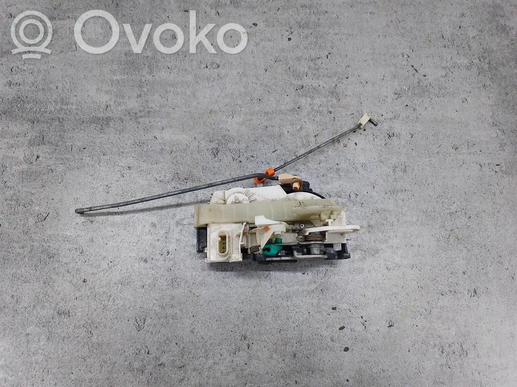 Jeep Patriot Front door lock 