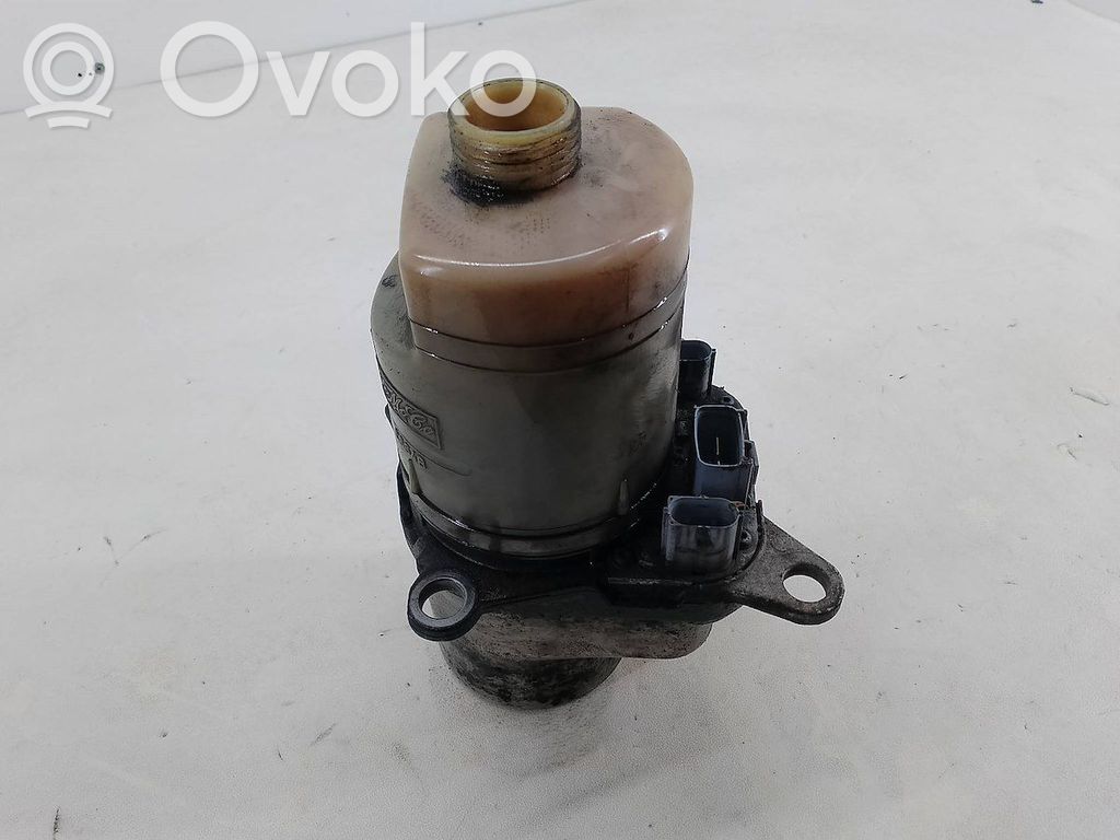 Ford C-MAX I Power steering pump 