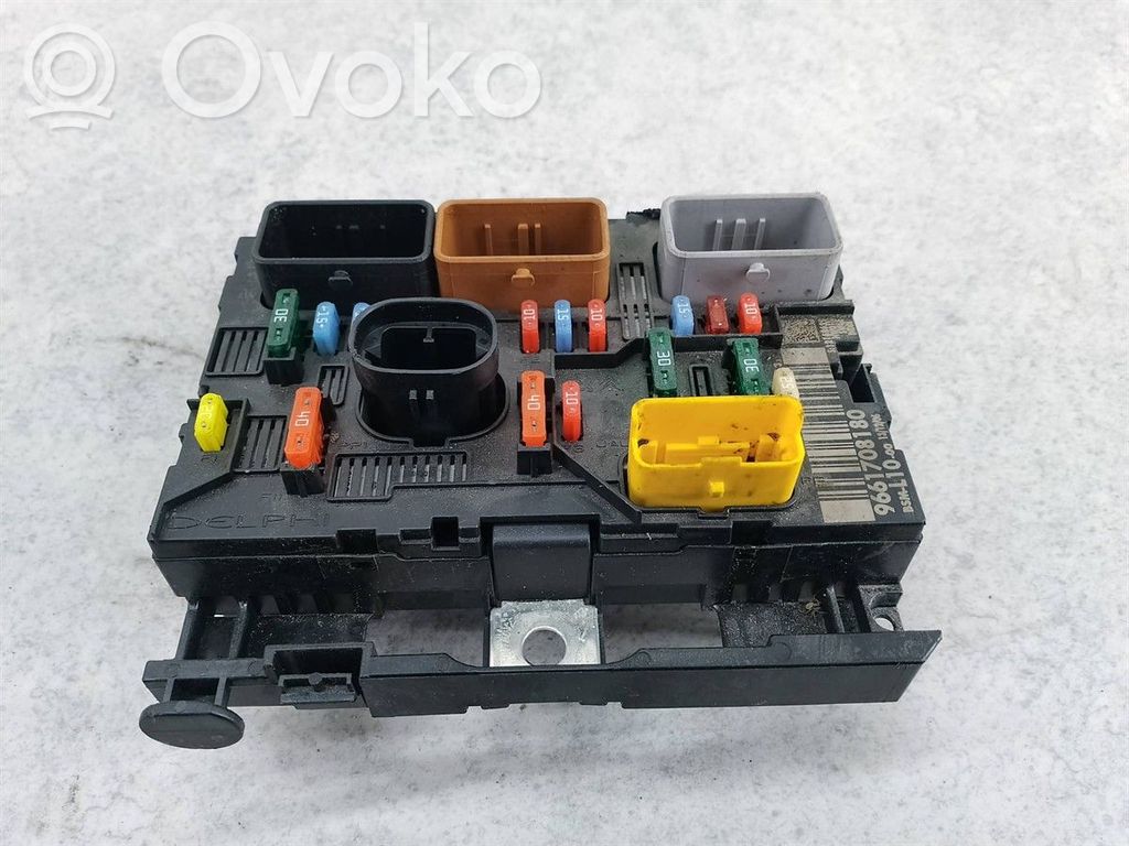 Peugeot 207 BSM Control unit 