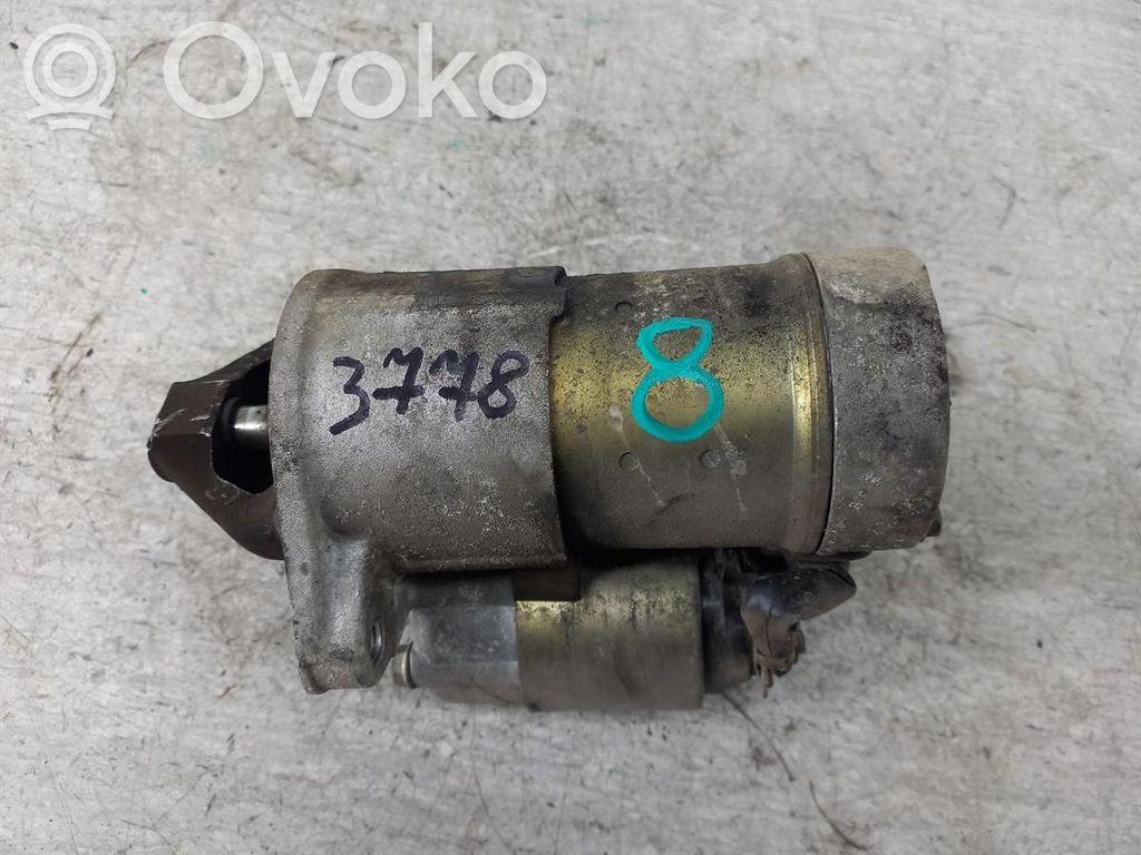 Starter motor   233000M302