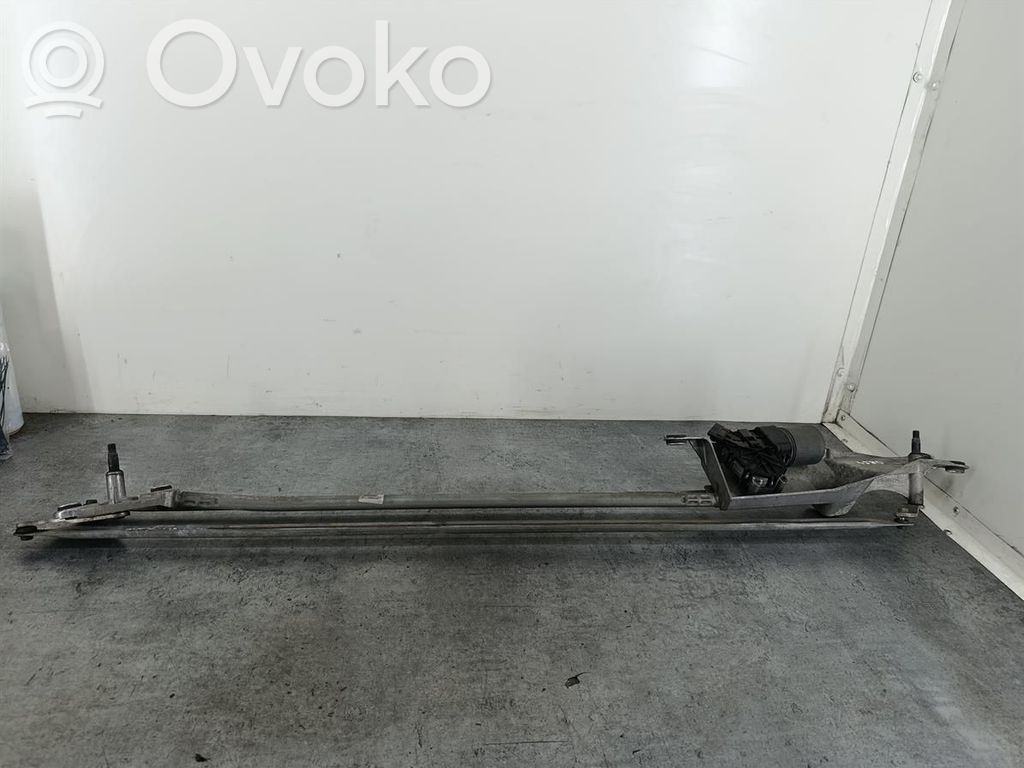 Front wiper linkage