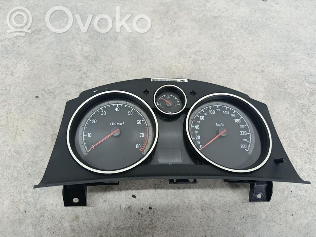 Opel Astra H Speedometer (instrument cluster) 