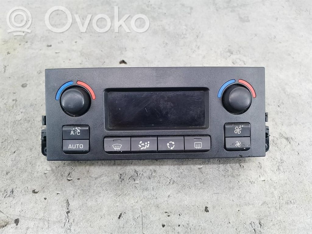 Peugeot 207 Climate control/heater control trim 