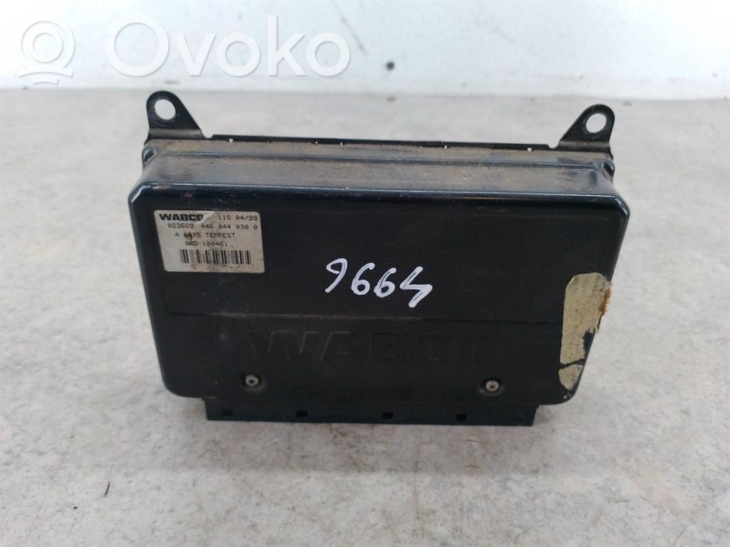 Land Rover Discovery Suspension control unit/module 
