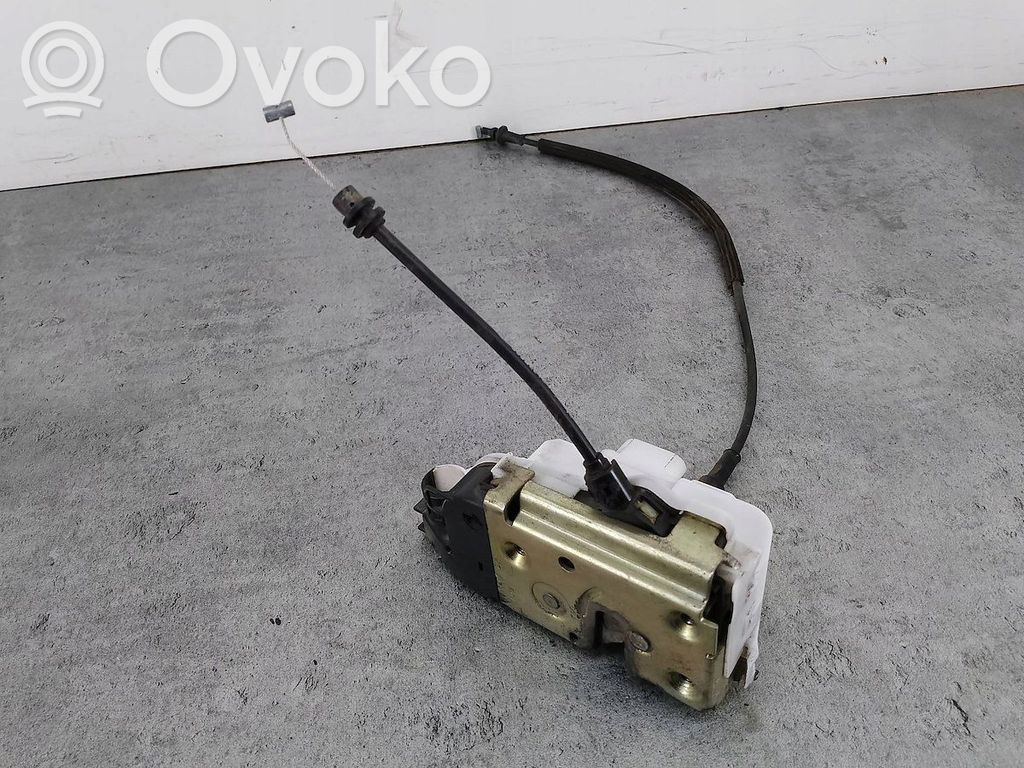 Citroen C3 Priekšpusē slēdzene 