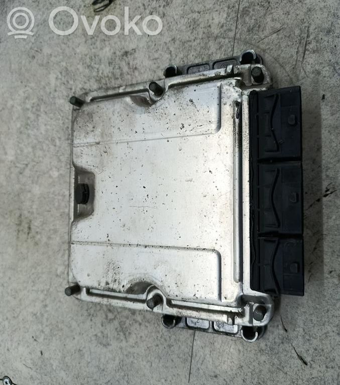 Opel Vivaro Engine control unit/module ECU 