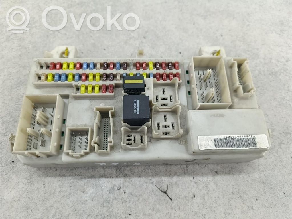 Fuse box set