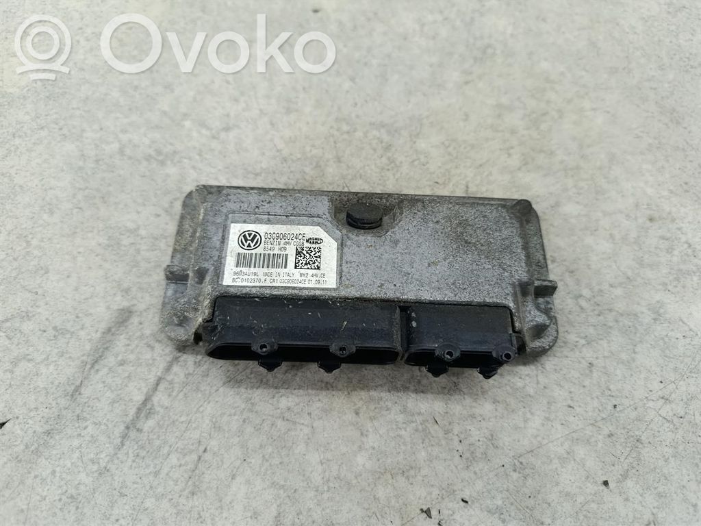 Skoda Fabia Mk2 (5J) Engine control unit/module ECU 