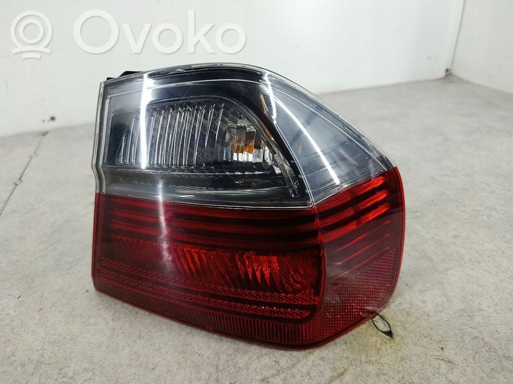 Rear/tail lights   0406880