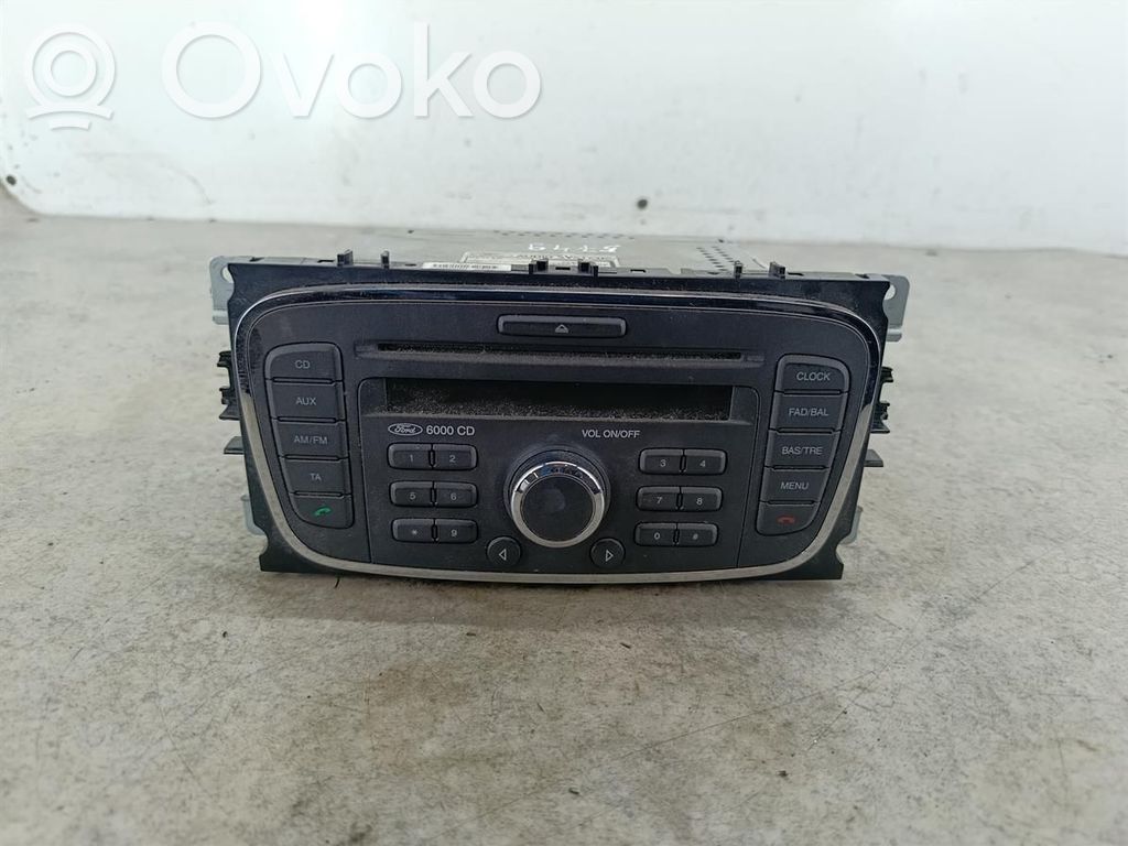 Ford Focus Radio / CD-Player / DVD-Player / Navigation 
