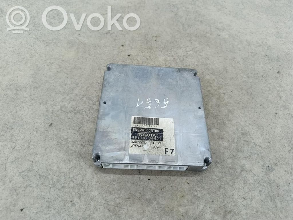 Toyota Corolla Verso E121 Engine control unit/module ECU 