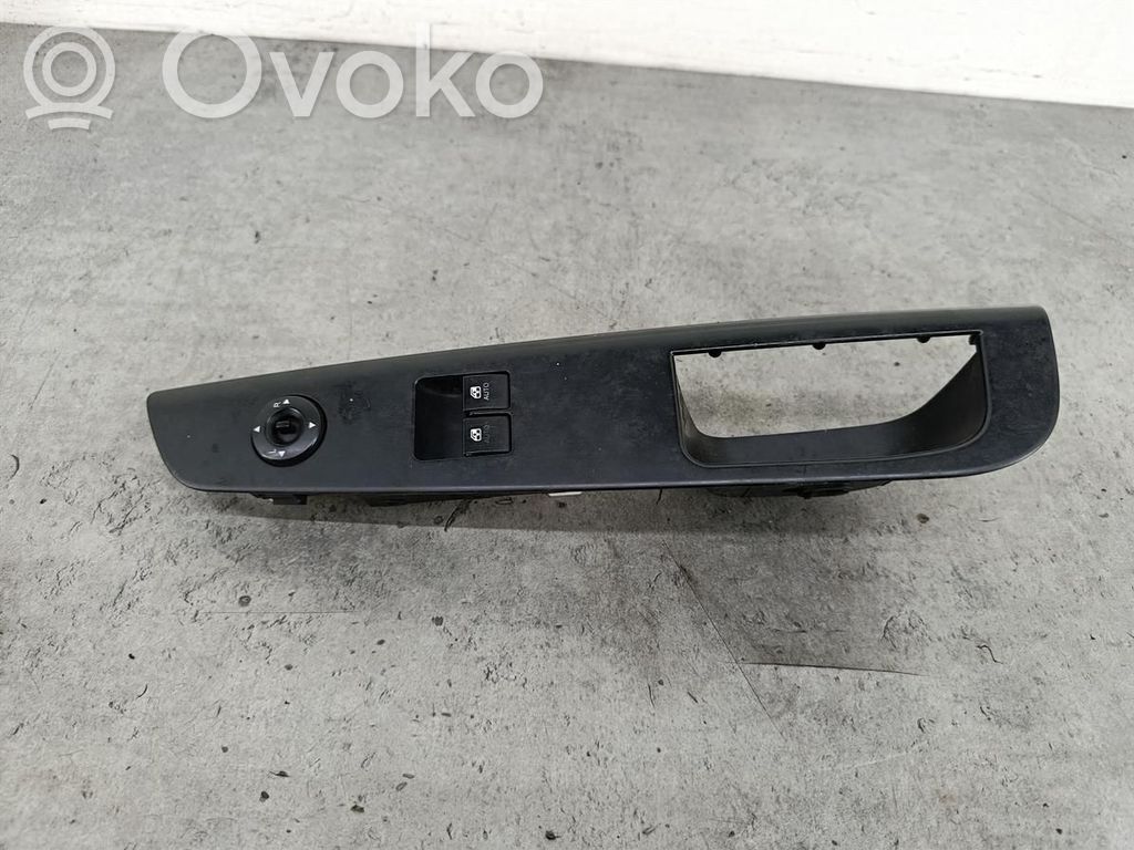 KIA Ceed Interruptor de la ventanilla de ventilación 